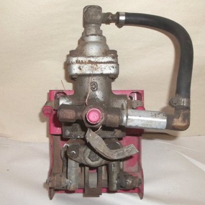 Brake Master Cylinder Assembly fits Massey Ferguson 2805 2705 2775 2745  2675 3039470M5 in De Soto, IA, USA