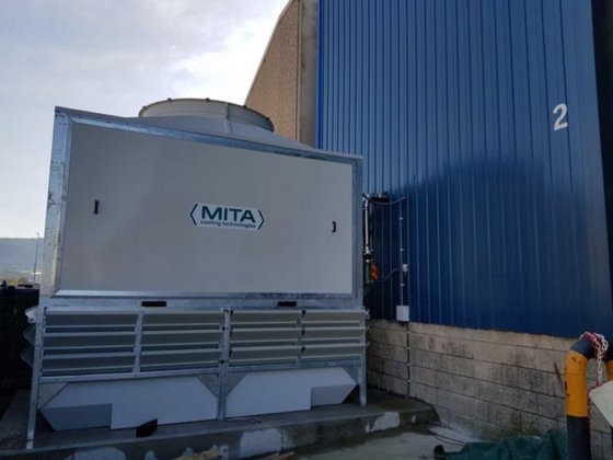 誘導炉 INDUCTOTHERM 3+5t; 2250kW