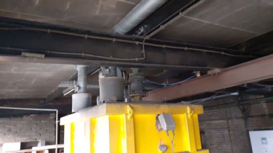 用于芯砂的螺旋搅拌机 REISAUS-BAUMBERG