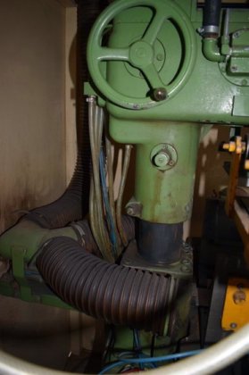 2011 コアシューター RÖPER H2,5 キャビン付き