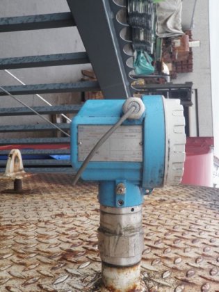 砂仓，± 65 立方米，符合 ± 90