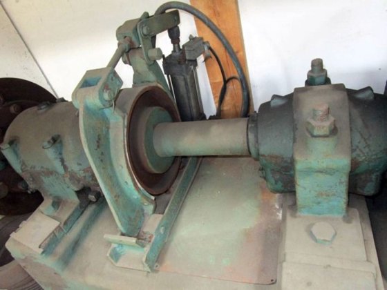 横型遠心鋳造機 VEB