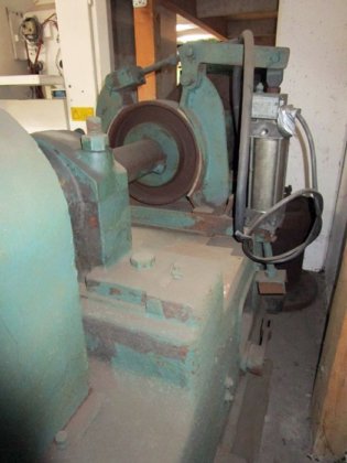 横型遠心鋳造機 VEB