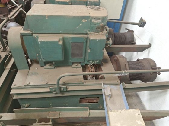 横型遠心鋳造機 VEB