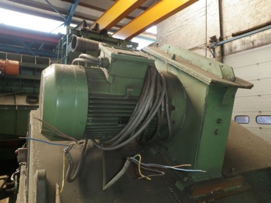 ハンガー型ショットブラストキャビン 500 kg, GUTMANN