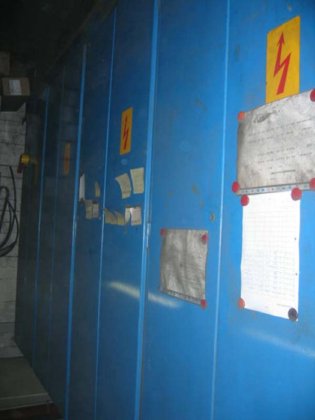 勇克感应炉，500 千克，1000 赫兹