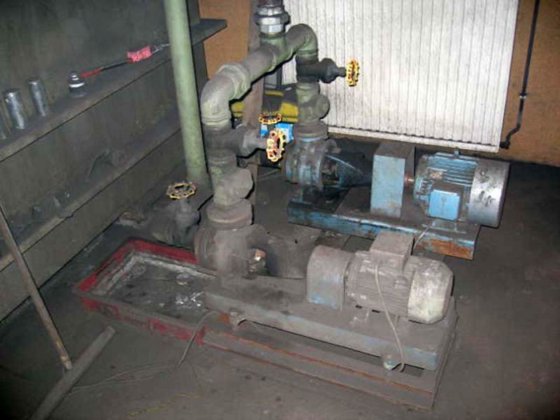 勇克感应炉，500 千克，1000 赫兹