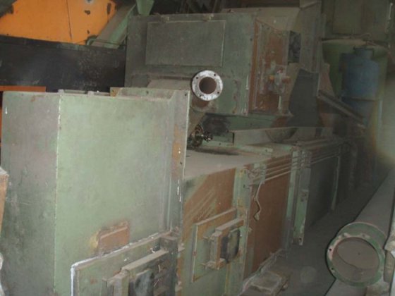 1980 滚筒式抛丸器 BMD T15，1800 千克