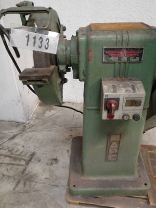 研磨机 1 块石头和 1 条研磨线