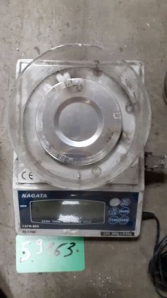 实验室天平 NAGATA 及其附件和 Formatic Handy