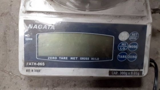实验室天平 NAGATA 及其附件和 Formatic Handy