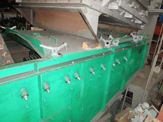 1999 摇床输送机 REMEX，3500 毫米 x