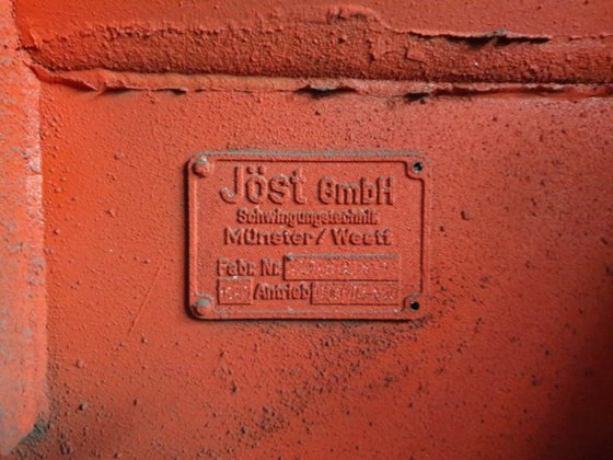 炉子装载输送机 JÖST