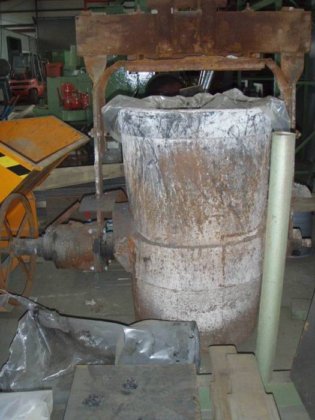 操作性 ± 1 t、遊星ギアボックス