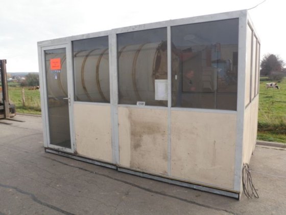 办公集装箱，4 米 x 3 米