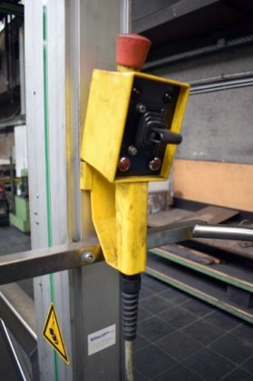 1996 电动提升装置 TRANSPORT 100 公斤