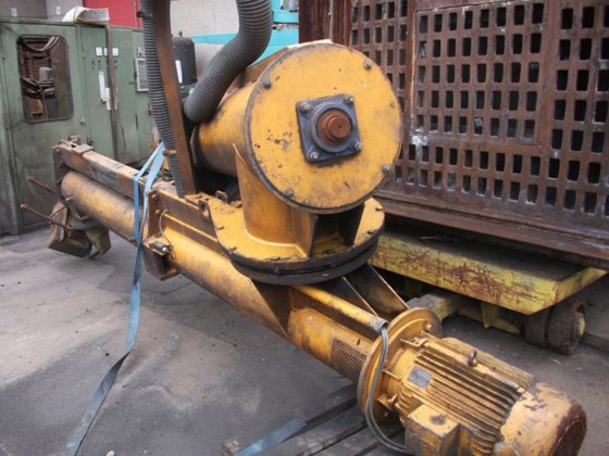 1991 双臂螺旋搅拌机 WÖHR，15 吨/小时