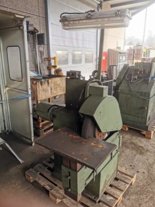 MEYER 一台石材台式磨床 Ø600mm