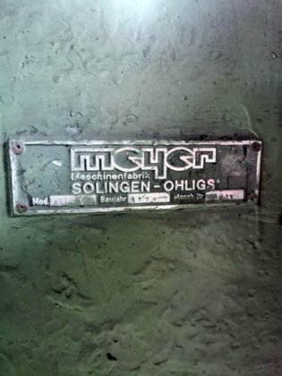 MEYER 一台石材台式磨床 Ø600mm