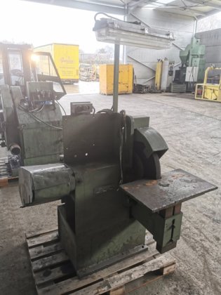 MEYER 一台石材台式磨床 Ø600mm