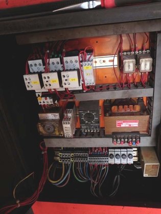 1994 スクリューコンプレッサー、22 kW、BAUER