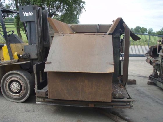 振动装载输送机 SCHENCK，3000 毫米 x 900