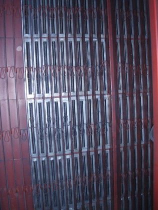 ハンガー型ショットブラストプラント SISSON-LEHMANN、タービン4基 18,5 kW