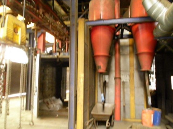 ハンガー型ショットブラストプラント SISSON-LEHMANN、タービン4基 18,5 kW