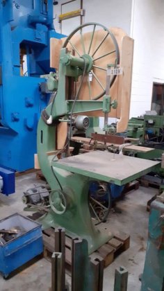 立式木材切割带锯