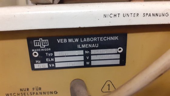 ラボ用振動スクリーン MLW