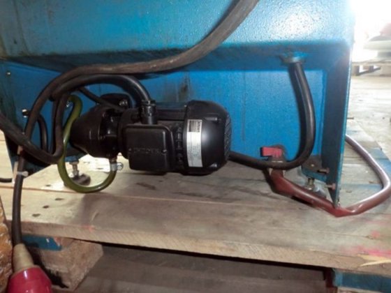 1989 Laboratorium 金属切割机