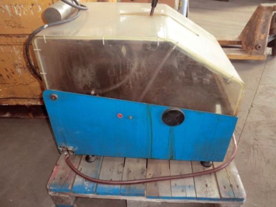 1989 Laboratorium 金属切割机