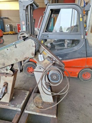 砂带磨光机 FLOTT 砂带宽度：75 毫米