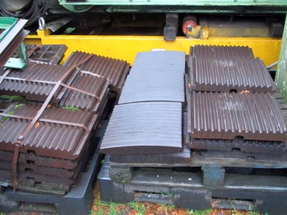 PARKER 颚式破碎机，400 毫米 x 130