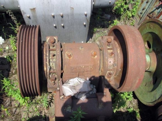 PARKER 颚式破碎机，400 毫米 x 130