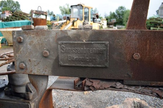 Louilhenn-te 2t SENSENBRENNER