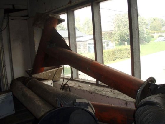 粉尘和烟雾移动吸尘箱