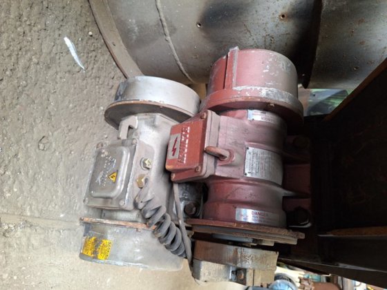 摆动振动，3000 毫米 x 280 毫米