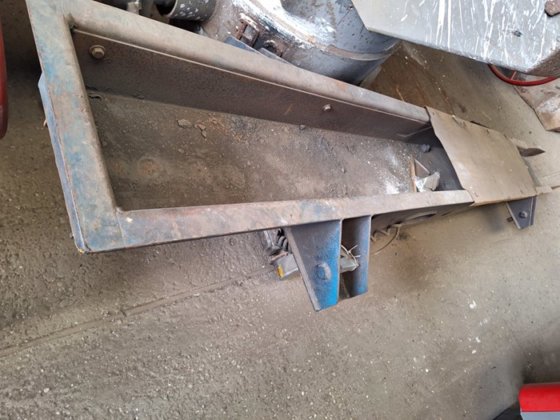 摆动振动，3000 毫米 x 280 毫米