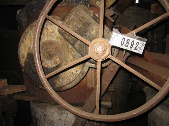 铸造浇桶 1.8 吨，SEB，带油浴齿轮箱