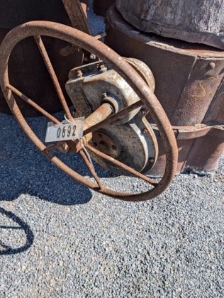 铸造浇桶 1.8 吨，SEB，带油浴齿轮箱