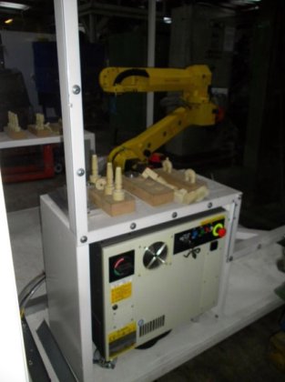 小型机器人 FANUC M201A new