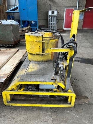 轨道式移动芯砂搅拌机 SEGAB 120l