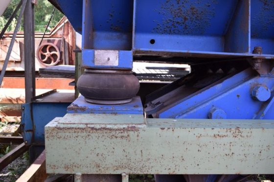 振动装载输送机 THOMAS LOCKER