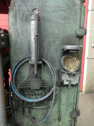 成形機BMD、タイプARPA 300