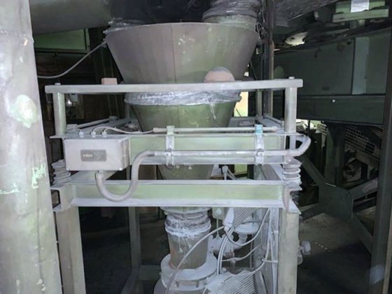 2006 配有附件的 WEBAC 型绿色混砂机，28 吨/小时