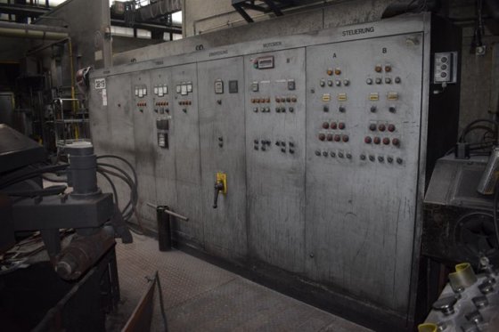 1983 低圧鋳造機 KWC / INDUGA
