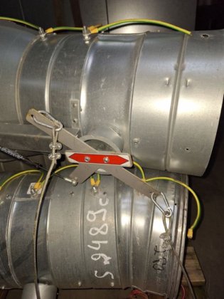 Absaugwand mit Absperrklappe