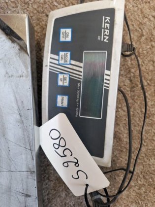 最大平台平衡 KERN30/60 千克