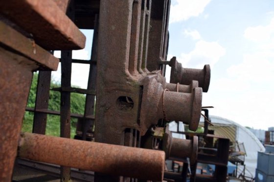 2100 毫米 x 800 毫米